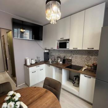 Продается 1-комнатная квартира, 40,4 м²