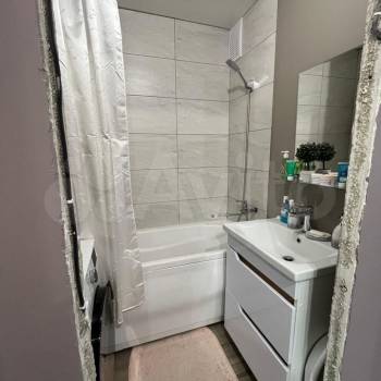Продается 1-комнатная квартира, 40,4 м²