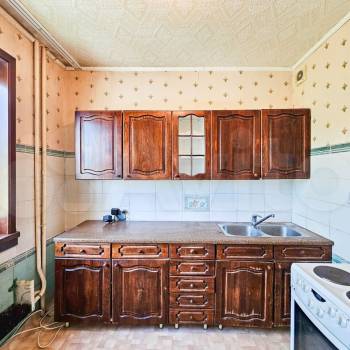 Продается Многокомнатная квартира, 81,2 м²