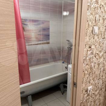 Сдается 1-комнатная квартира, 37 м²