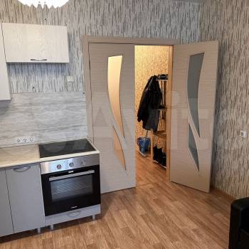 Сдается 1-комнатная квартира, 37 м²