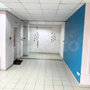 Сдается Нежилое помещение, 77 м²