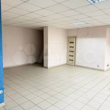 Сдается Нежилое помещение, 77 м²