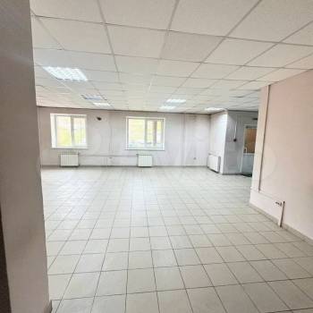 Сдается Нежилое помещение, 77 м²