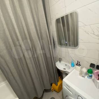 Продается 1-комнатная квартира, 39 м²