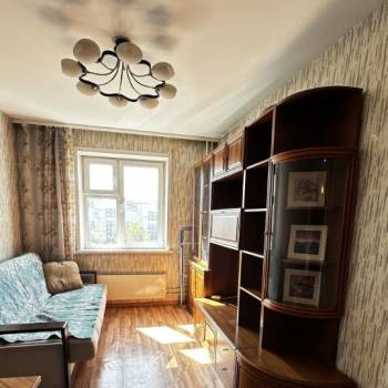 Сдается 1-комнатная квартира, 42 м²