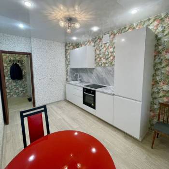 Сдается 1-комнатная квартира, 40 м²
