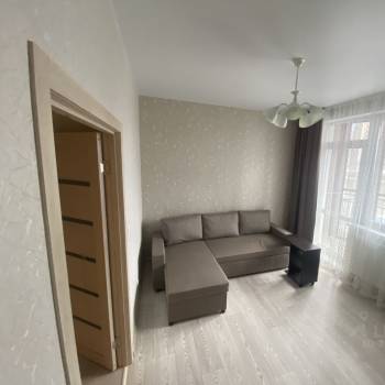 Сдается 1-комнатная квартира, 40 м²
