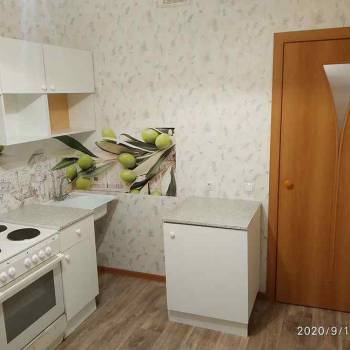 Сдается 1-комнатная квартира, 38 м²
