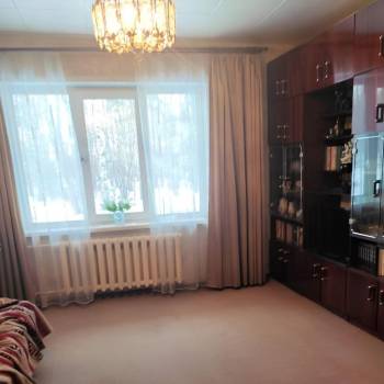 Продается 1-комнатная квартира, 37 м²
