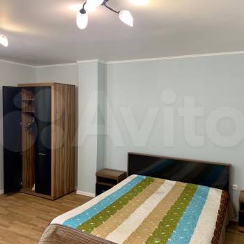 Сдается 2-х комнатная квартира, 70 м²