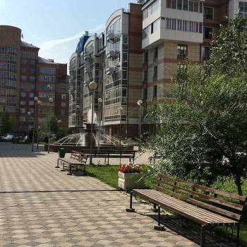 Сдается 1-комнатная квартира, 65 м²