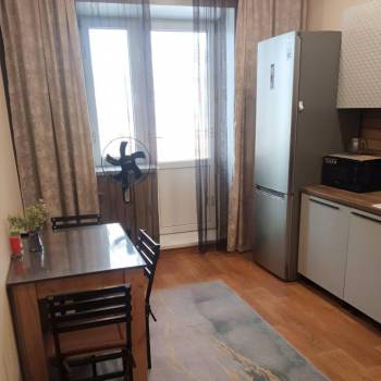 Сдается 1-комнатная квартира, 38 м²
