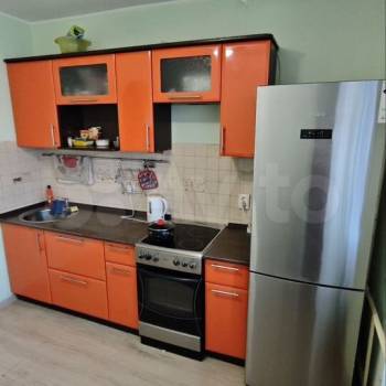 Продается 1-комнатная квартира, 36,8 м²