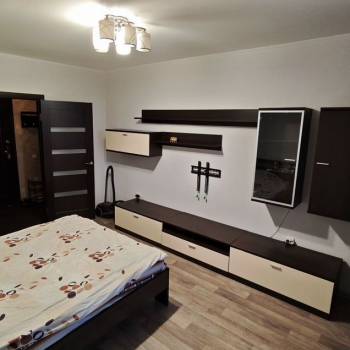 Продается 1-комнатная квартира, 36,8 м²