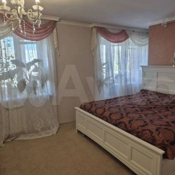 Продается 3-х комнатная квартира, 107 м²