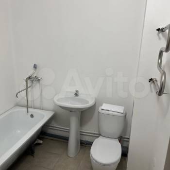 Продается 1-комнатная квартира, 38 м²