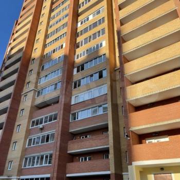 Сдается 2-х комнатная квартира, 65 м²