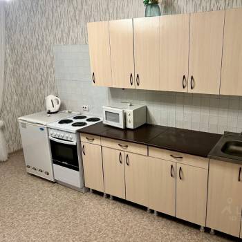 Сдается 1-комнатная квартира, 41 м²