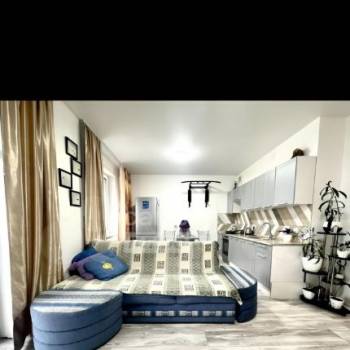 Продается 1-комнатная квартира, 30 м²