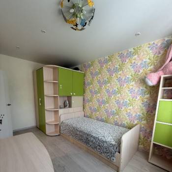 Сдается Многокомнатная квартира, 60 м²