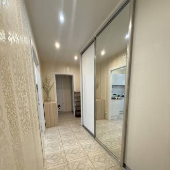 Сдается Многокомнатная квартира, 60 м²