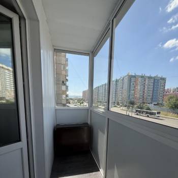 Сдается Многокомнатная квартира, 60 м²