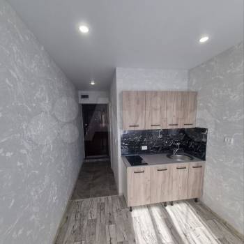 Продается 1-комнатная квартира, 14 м²