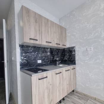Продается 1-комнатная квартира, 14 м²