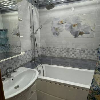 Продается Многокомнатная квартира, 91,6 м²