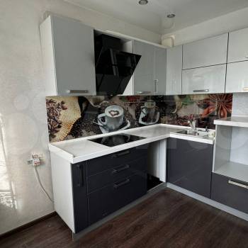 Продается Многокомнатная квартира, 91,6 м²
