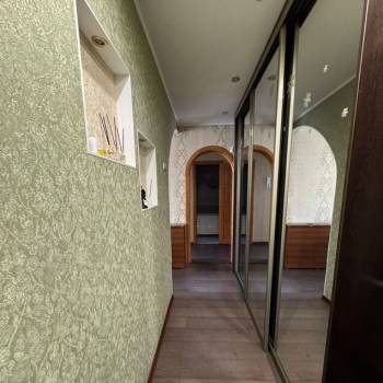 Продается Многокомнатная квартира, 91,6 м²