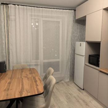 Сдается 2-х комнатная квартира, 61 м²