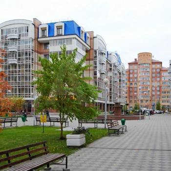 Сдается 2-х комнатная квартира, 92 м²