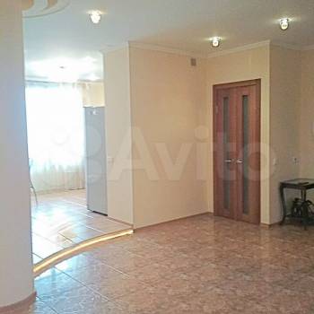 Сдается 2-х комнатная квартира, 92 м²