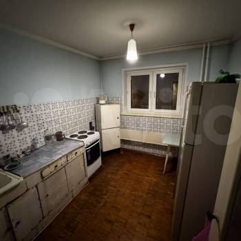 Продается Многокомнатная квартира, 77,9 м²