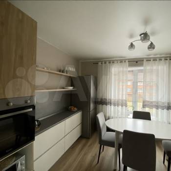 Продается 3-х комнатная квартира, 92,9 м²