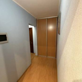 Продается Многокомнатная квартира, 82 м²