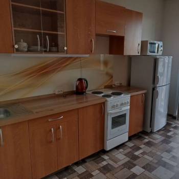 Сдается 1-комнатная квартира, 42 м²