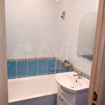 Продается 1-комнатная квартира, 32 м²