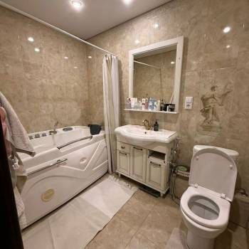 Продается 2-х комнатная квартира, 72 м²