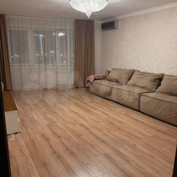 Продается 2-х комнатная квартира, 72 м²