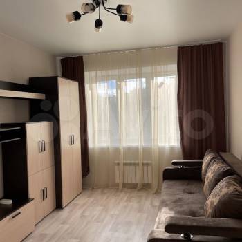 Сдается 1-комнатная квартира, 38 м²
