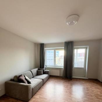 Сдается 2-х комнатная квартира, 70 м²