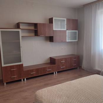 Сдается 1-комнатная квартира, 42 м²