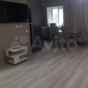 Сдается 2-х комнатная квартира, 42 м²