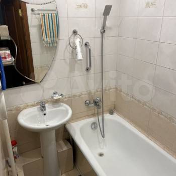 Сдается Многокомнатная квартира, 77 м²