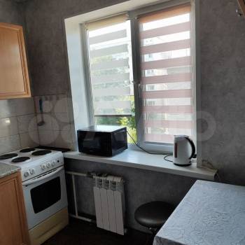 Сдается Многокомнатная квартира, 49,8 м²