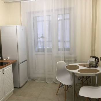 Продается 1-комнатная квартира, 40,7 м²