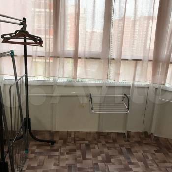 Продается 1-комнатная квартира, 40,7 м²